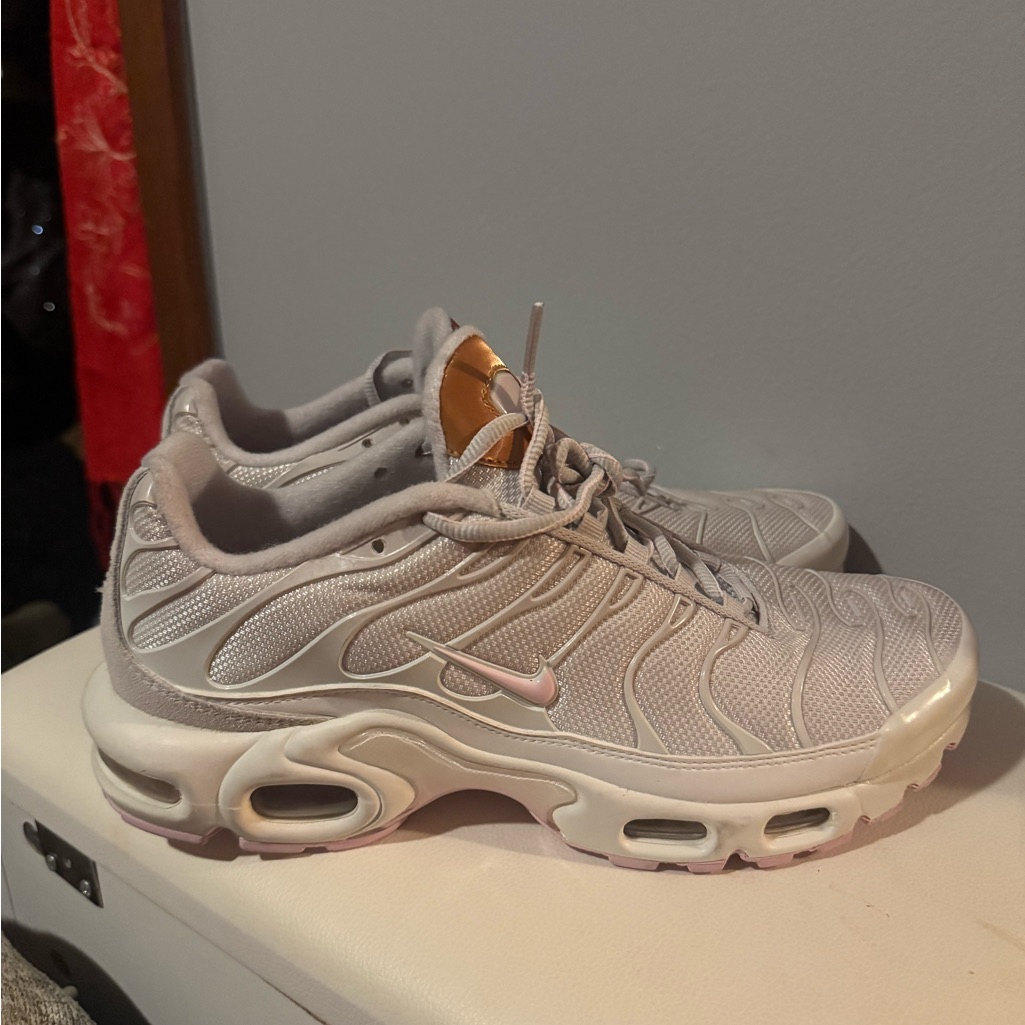 Brand New Nike Air Max